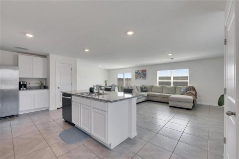 House in Dade City, Florida 4 bedrooms, 214.14 sq.m. № 1628806 - photo 19