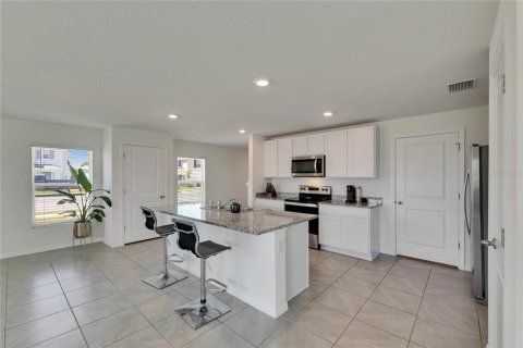 House in Dade City, Florida 4 bedrooms, 214.14 sq.m. № 1628806 - photo 13