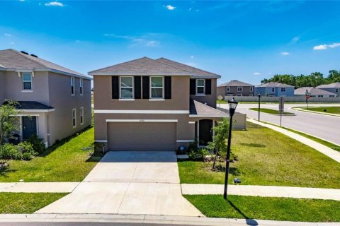 House in Dade City, Florida 4 bedrooms, 214.14 sq.m. № 1628806 - photo 7