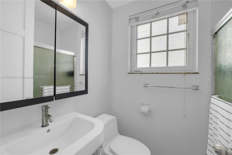 Condominio en venta en Miami Beach, Florida, 1 dormitorio, 43.66 m2 № 1709806 - foto 12