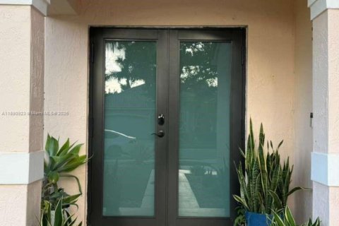 Casa en alquiler en Weston, Florida, 4 dormitorios, 198.16 m2 № 1944728 - foto 3