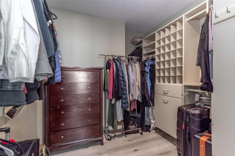 Casa en alquiler en Weston, Florida, 4 dormitorios, 198.16 m2 № 1944728 - foto 18