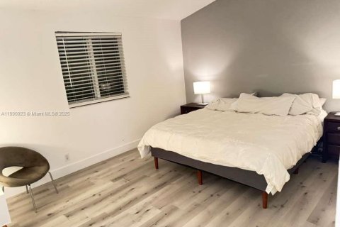 Casa en alquiler en Weston, Florida, 4 dormitorios, 198.16 m2 № 1944728 - foto 6