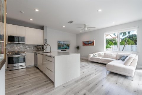 Casa en alquiler en Weston, Florida, 4 dormitorios, 198.16 m2 № 1944728 - foto 20