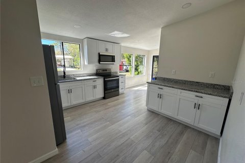 Appartement à louer à Dunnellon, Floride: 3 chambres, 140.47 m2 № 1808780 - photo 12