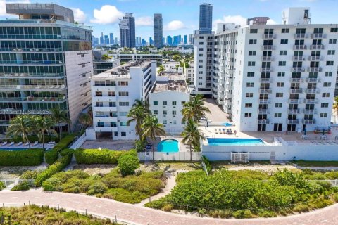 Copropriété à vendre à Miami Beach, Floride: 18.58 m2 № 1920305 - photo 21