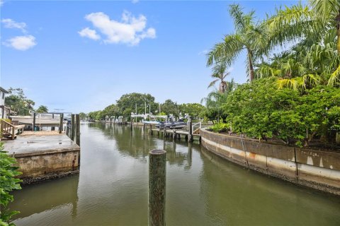 Terreno en venta en Tampa, Florida № 1787821 - foto 5