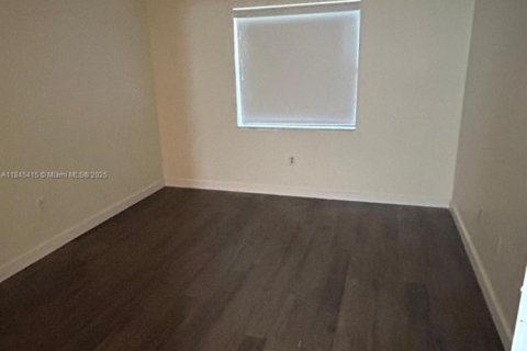 Copropriété à vendre à Tamarac, Floride: 1 chambre, 51.1 m2 № 1841077 - photo 2