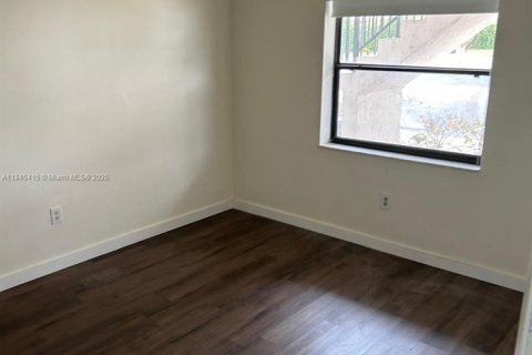 Copropriété à vendre à Tamarac, Floride: 1 chambre, 51.1 m2 № 1841077 - photo 5