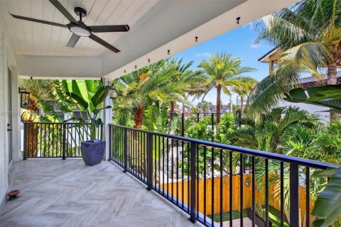 Villa ou maison à vendre à Fort Lauderdale, Floride: 5 chambres, 418.34 m2 № 2418273 - photo 15