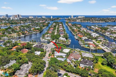 Villa ou maison à vendre à Fort Lauderdale, Floride: 5 chambres, 418.34 m2 № 2418273 - photo 9