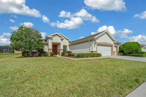 House in Ocala, Florida 3 bedrooms, 197.14 sq.m. № 1612648 - photo 2