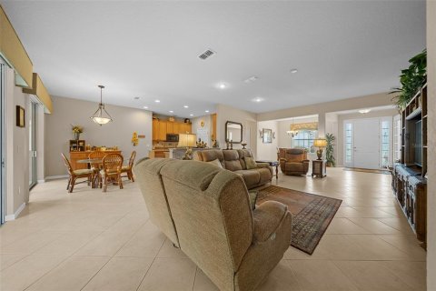 House in Ocala, Florida 3 bedrooms, 197.14 sq.m. № 1612648 - photo 11