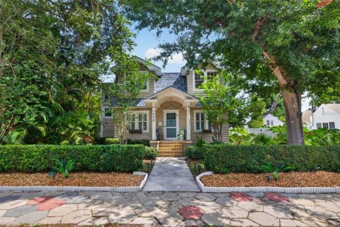 Villa ou maison à vendre à Saint Petersburg, Floride: 3 chambres, 220.74 m2 № 2149878 - photo 3