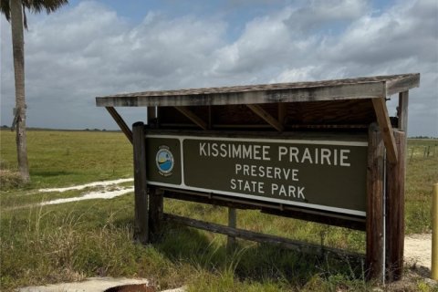 Terreno en venta en Okeechobee, Florida № 1155542 - foto 1