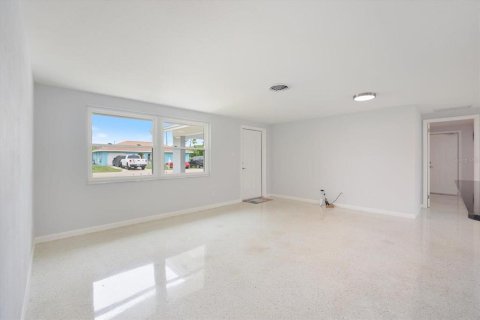 Villa ou maison à vendre à Venice, Floride: 2 chambres, 94.85 m2 № 2287581 - photo 9