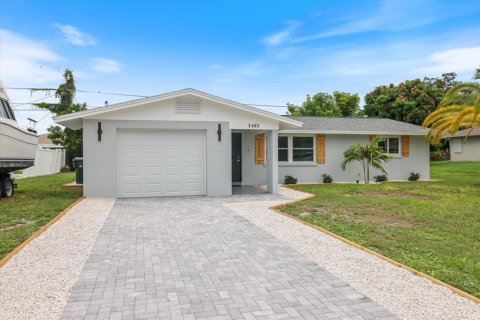 House in Venice, Florida 2 bedrooms, 94.85 sq.m. № 2287581