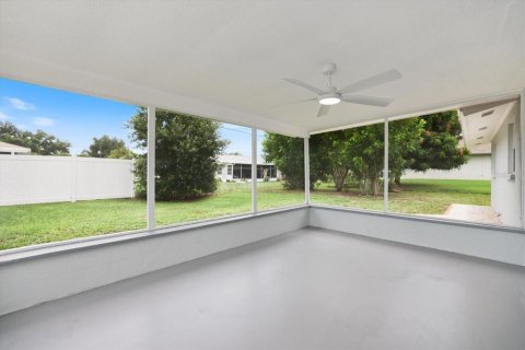 Villa ou maison à vendre à Venice, Floride: 2 chambres, 94.85 m2 № 2287581 - photo 18