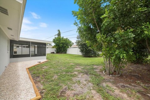 Villa ou maison à vendre à Venice, Floride: 2 chambres, 94.85 m2 № 2287581 - photo 26