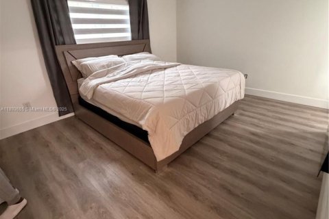 Touwnhouse à vendre à Sunrise, Floride: 3 chambres, 148.27 m2 № 2022287 - photo 17