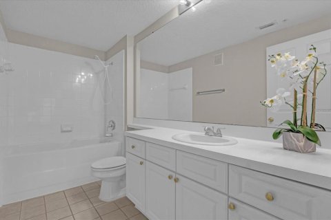 Condo in Orlando, Florida, 3 bedrooms  № 1549680 - photo 21