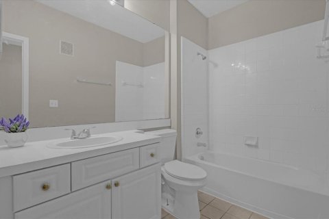 Condo in Orlando, Florida, 3 bedrooms  № 1549680 - photo 27