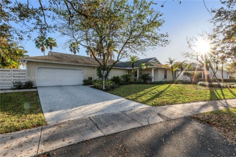 Купить виллу или дом в Майами, Флорида 9 комнат, 217.58м2, № 2043666 - фото 5