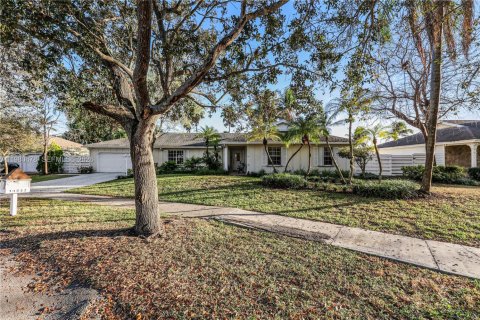 Купить виллу или дом в Майами, Флорида 9 комнат, 217.58м2, № 2043666 - фото 3