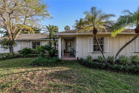 Купить виллу или дом в Майами, Флорида 9 комнат, 217.58м2, № 2043666 - фото 6