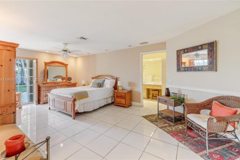 Купить виллу или дом в Майами, Флорида 9 комнат, 217.58м2, № 2043666 - фото 27