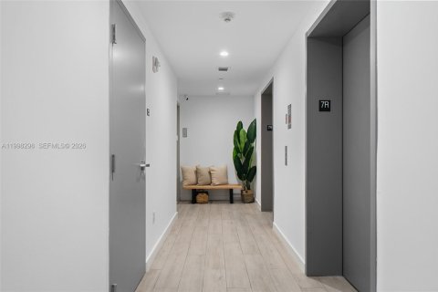 Купить кондоминиум в Майами, Флорида 3 спальни, 187.48м2, № 2181994 - фото 12
