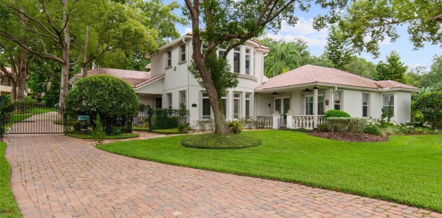 Casa en Altamonte Springs, Florida 4 dormitorios, 333.98 m2 № 1876220