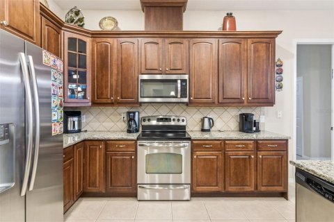 Casa en venta en Davenport, Florida, 5 dormitorios, 307.13 m2 № 2377440 - foto 16