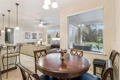 Casa en venta en Davenport, Florida, 5 dormitorios, 307.13 m2 № 2377440 - foto 12