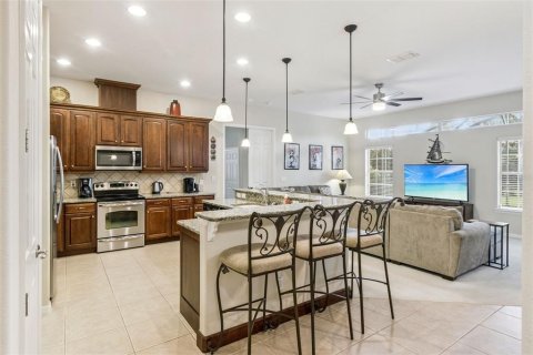 Casa en venta en Davenport, Florida, 5 dormitorios, 307.13 m2 № 2377440 - foto 14