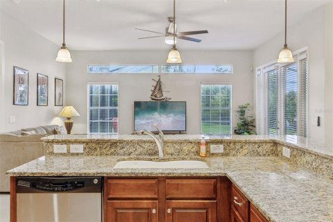 Casa en venta en Davenport, Florida, 5 dormitorios, 307.13 m2 № 2377440 - foto 17
