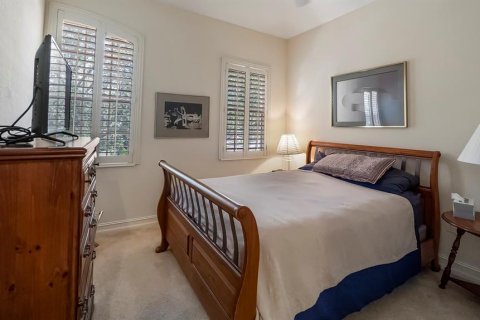 Condo in Howey-in-the-Hills, Florida, 4 bedrooms  № 1212887 - photo 25