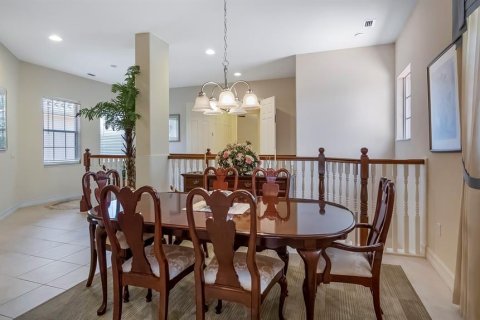 Condo in Howey-in-the-Hills, Florida, 4 bedrooms  № 1212887 - photo 8