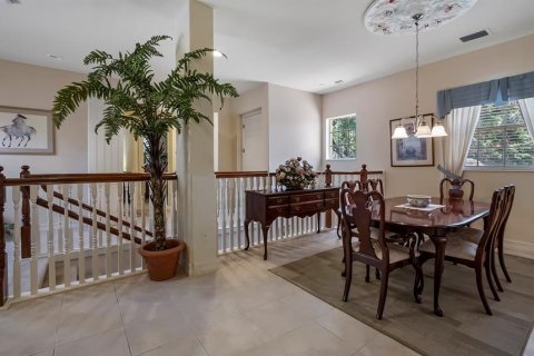 Condo in Howey-in-the-Hills, Florida, 4 bedrooms  № 1212887 - photo 9