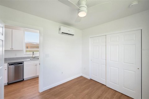 House in Englewood, Florida 2 bedrooms, 59.46 sq.m. № 1916249 - photo 26