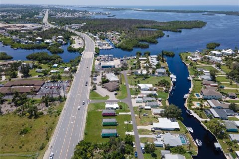 House in Englewood, Florida 2 bedrooms, 59.46 sq.m. № 1916249 - photo 12