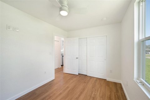 House in Englewood, Florida 2 bedrooms, 59.46 sq.m. № 1916249 - photo 2
