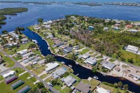House in Englewood, Florida 2 bedrooms, 59.46 sq.m. № 1916249 - photo 11