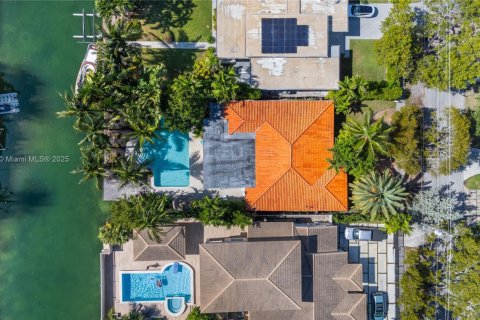 Купить виллу или дом в Майами-Бич, Флорида 3 спальни, 258.45м2, № 2018478 - фото 18
