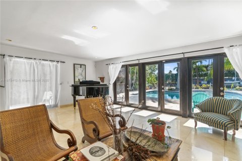 Купить виллу или дом в Майами-Бич, Флорида 3 спальни, 258.45м2, № 2018478 - фото 25