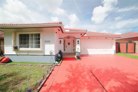 Casa en venta en Miami Lakes, Florida, 3 dormitorios, 177.72 m2 № 1740040 - foto 28