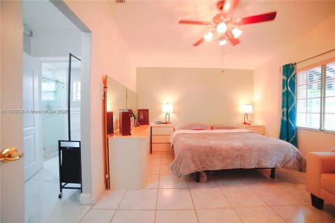 Casa en venta en Miami Lakes, Florida, 3 dormitorios, 177.72 m2 № 1740040 - foto 22