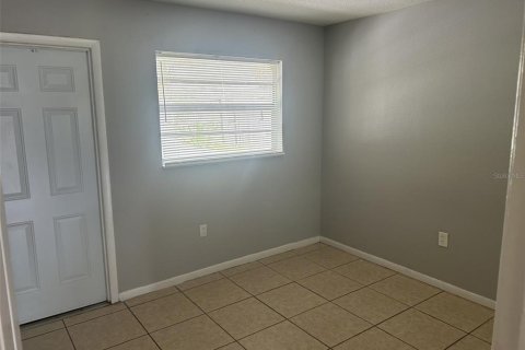Villa ou maison à louer à Pinellas Park, Floride: 2 chambres, 71.16 m2 № 1848146 - photo 10