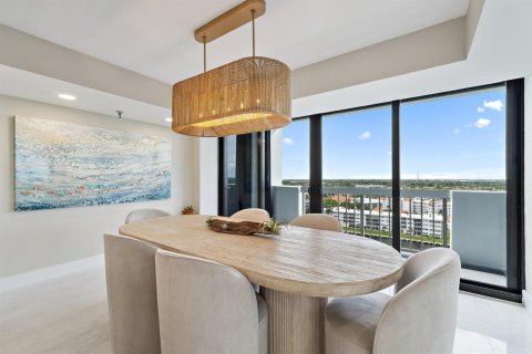 Condo in North Palm Beach, Florida, 3 bedrooms  № 2402062 - photo 20