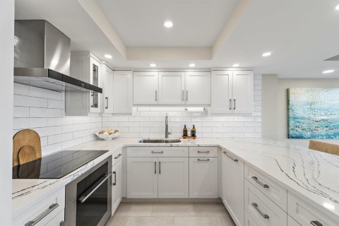 Condo in North Palm Beach, Florida, 3 bedrooms  № 2402062 - photo 11